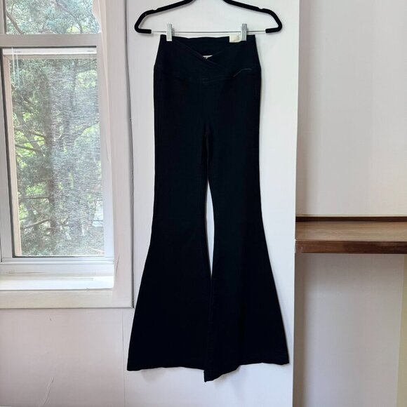 NWT Free People Venice Beach Flare Jeans We The Free Black - Picture 4 of 12